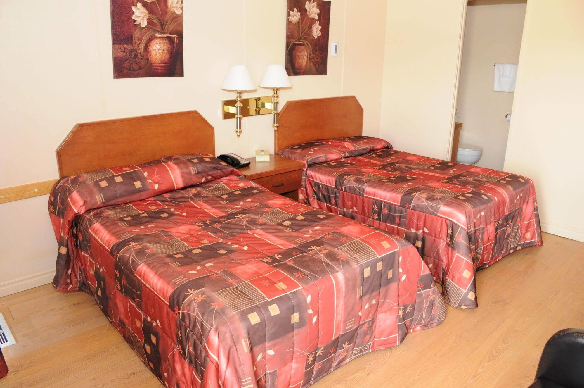 Motel Roberval Eksteriør billede