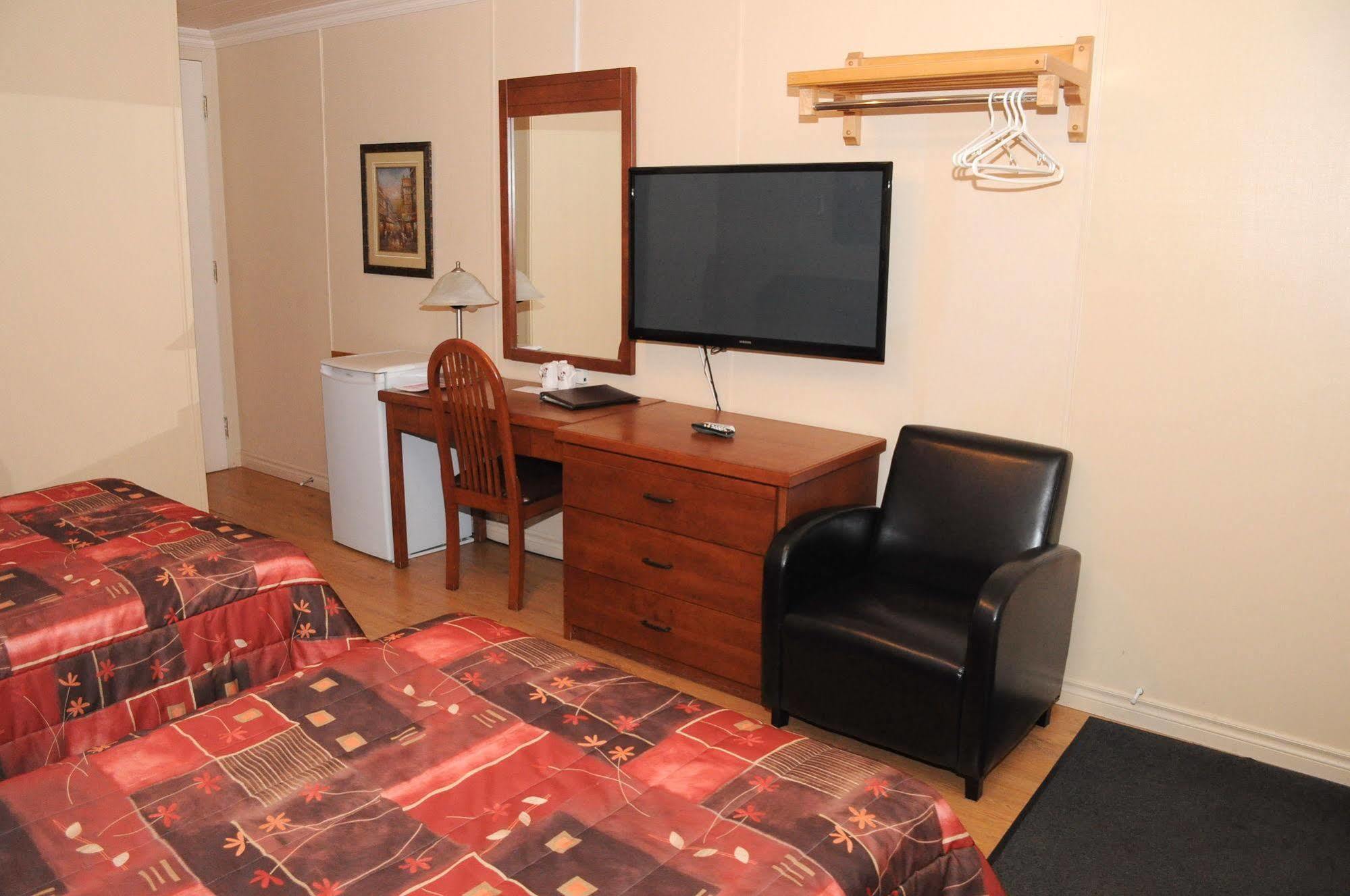 Motel Roberval Eksteriør billede