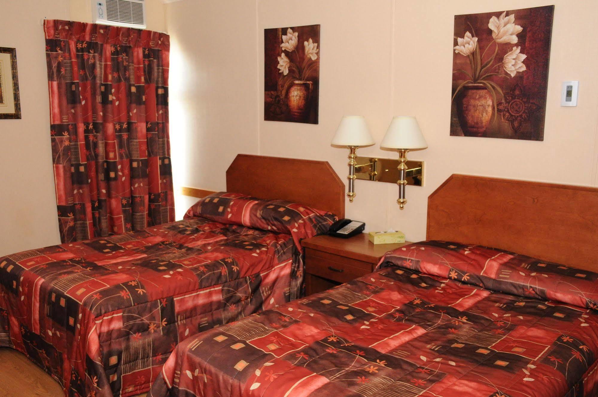 Motel Roberval Eksteriør billede