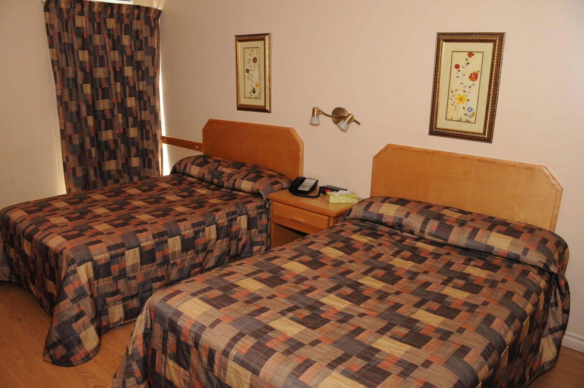 Motel Roberval Eksteriør billede